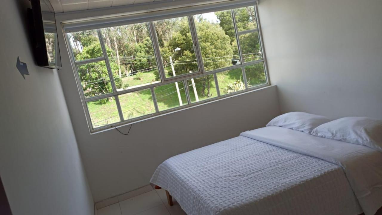 Hotel Mi Gloria Tunja Bagian luar foto